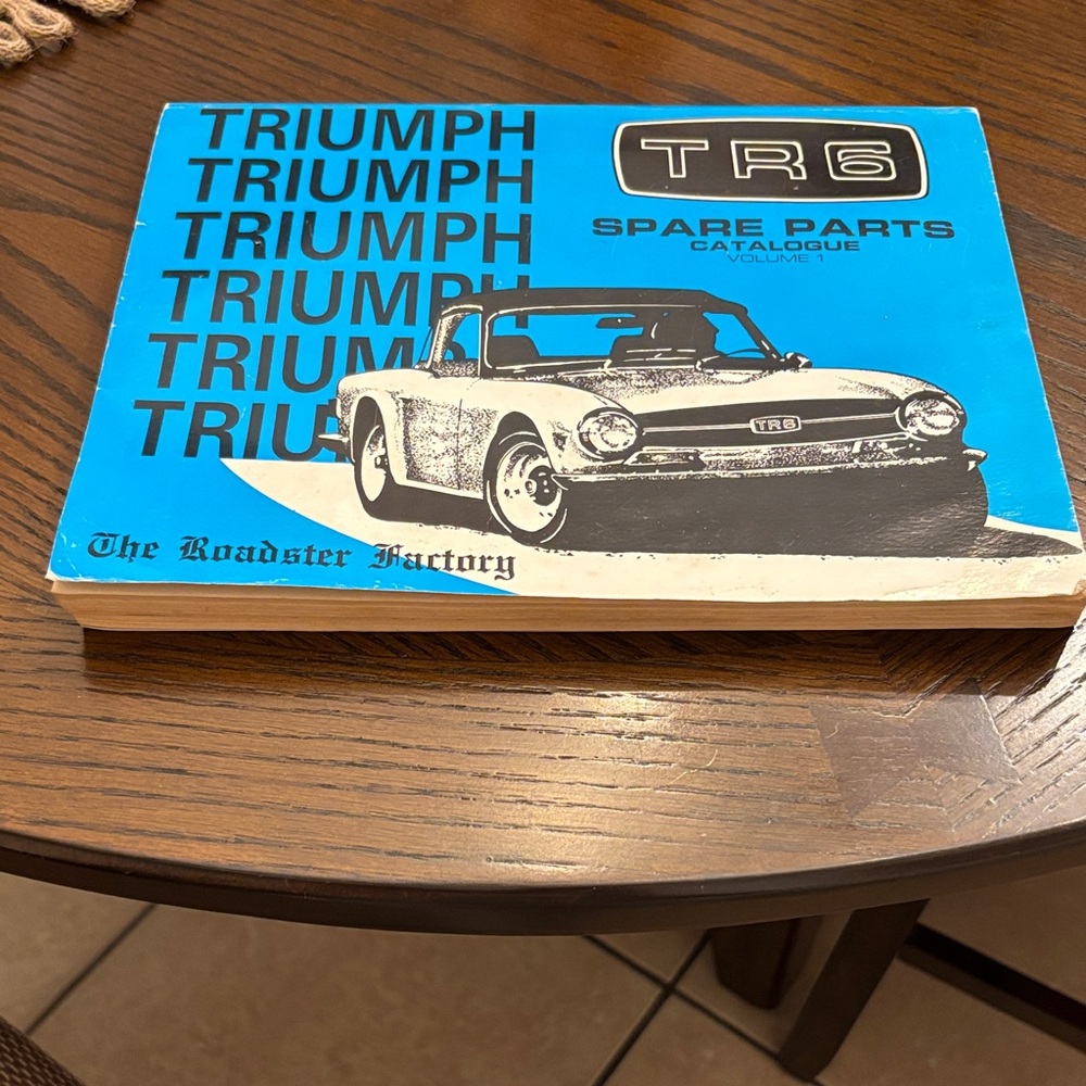 Triumph TR6 Blue and Black Parts Catalogue